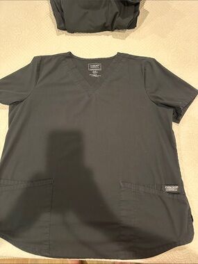 Cherokee Women's Black V-Neck Medical Scrub Top